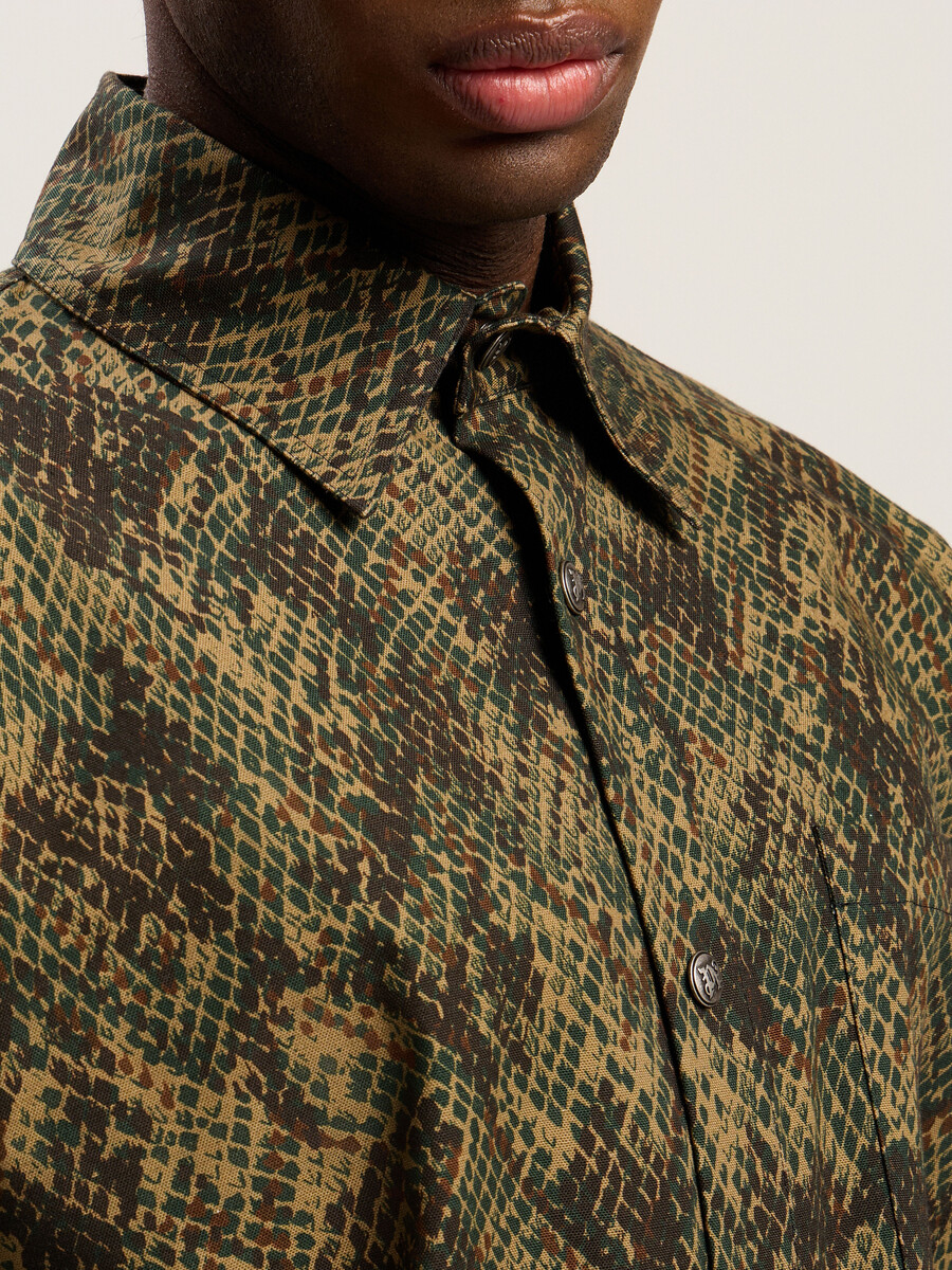 camicia classica con logo a forma di serpente