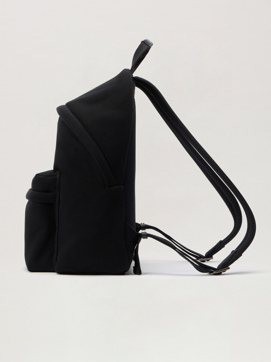 zaino con logo classico